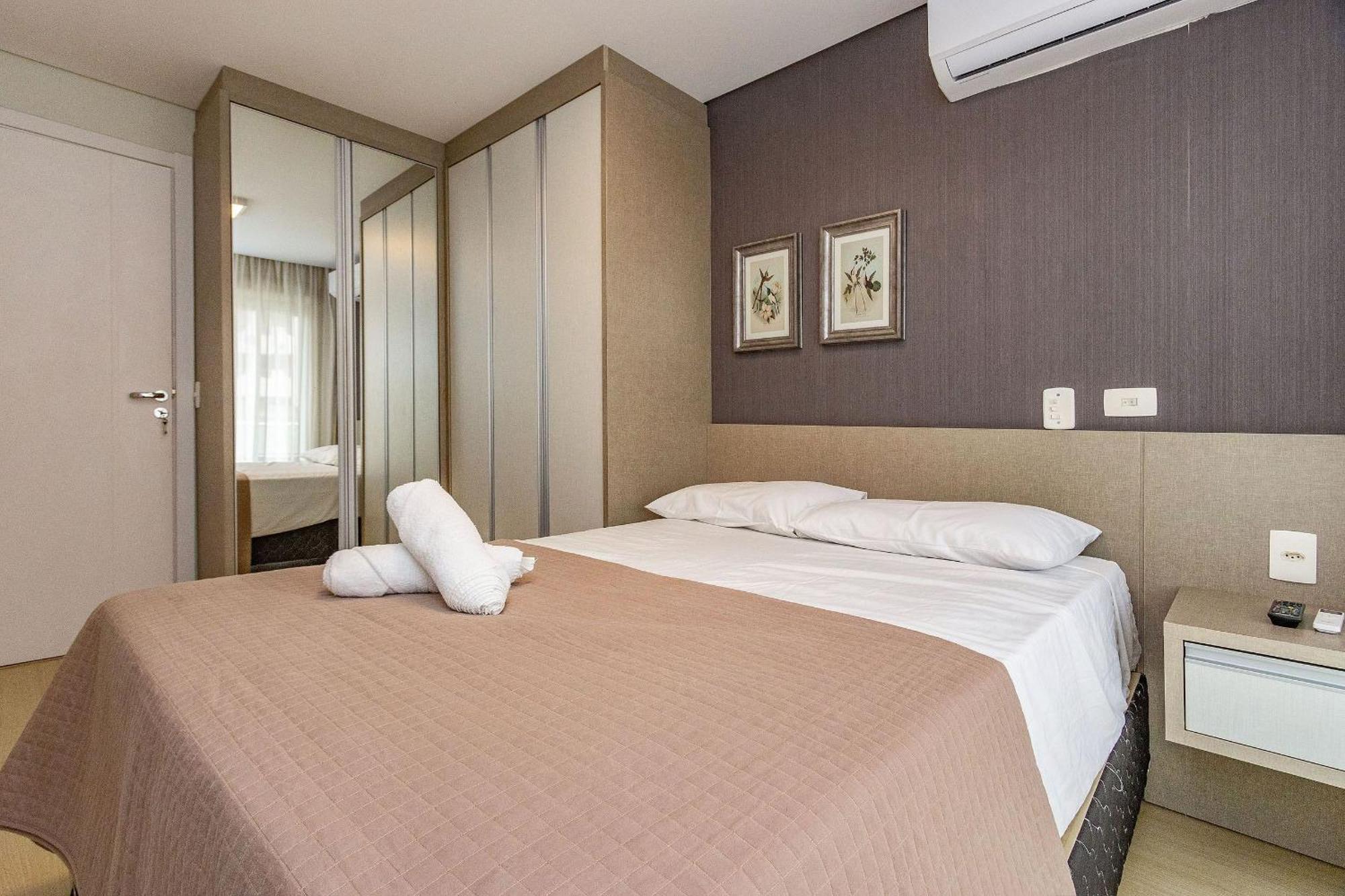 Boulevard 224D - Excelente Apartamento Em Condominio De Luxo No Centro De Bombinhas - Piscina - Jacuzzi - Academia - Portaria 24H. エクステリア 写真