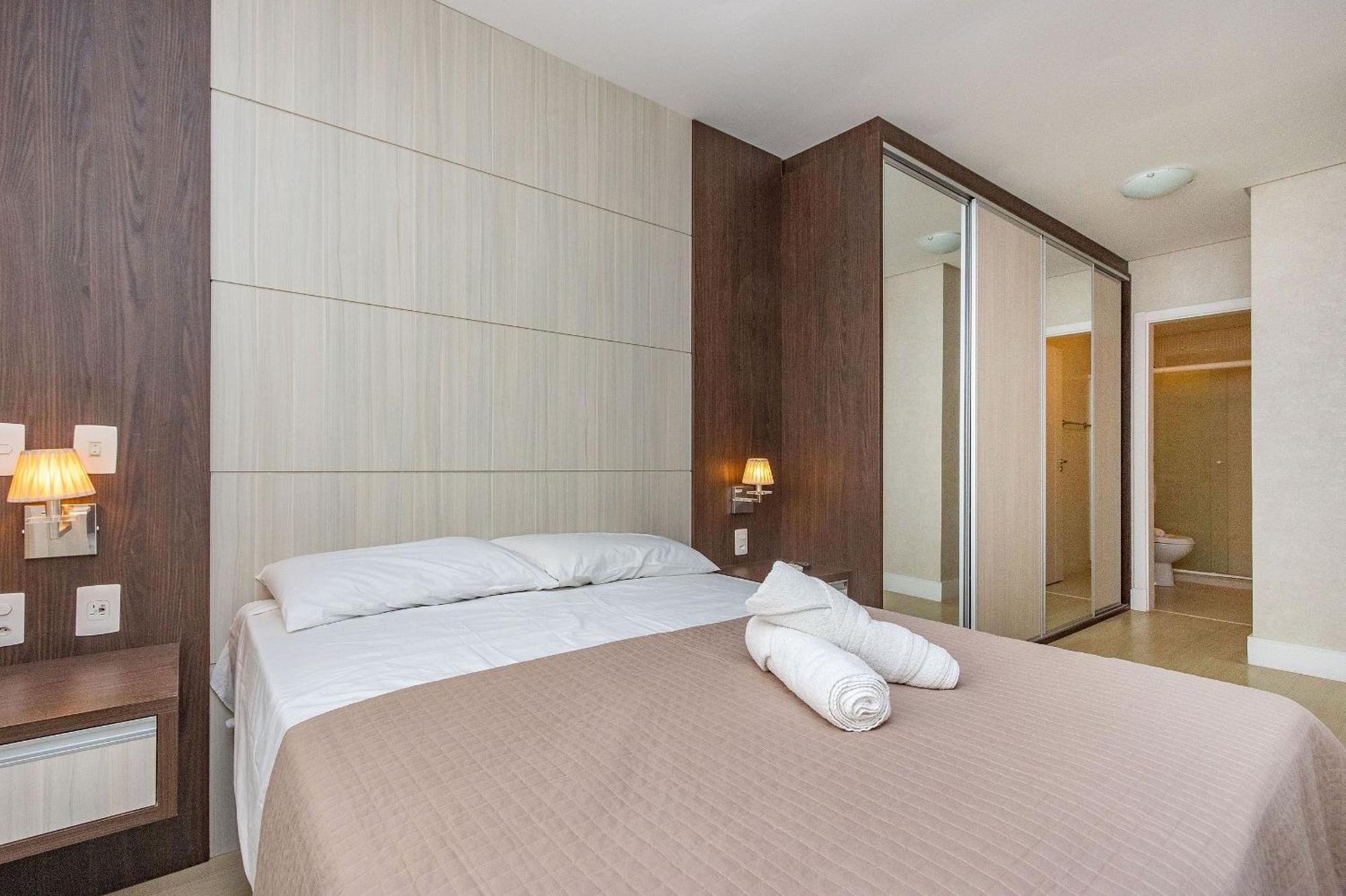 Boulevard 224D - Excelente Apartamento Em Condominio De Luxo No Centro De Bombinhas - Piscina - Jacuzzi - Academia - Portaria 24H. エクステリア 写真