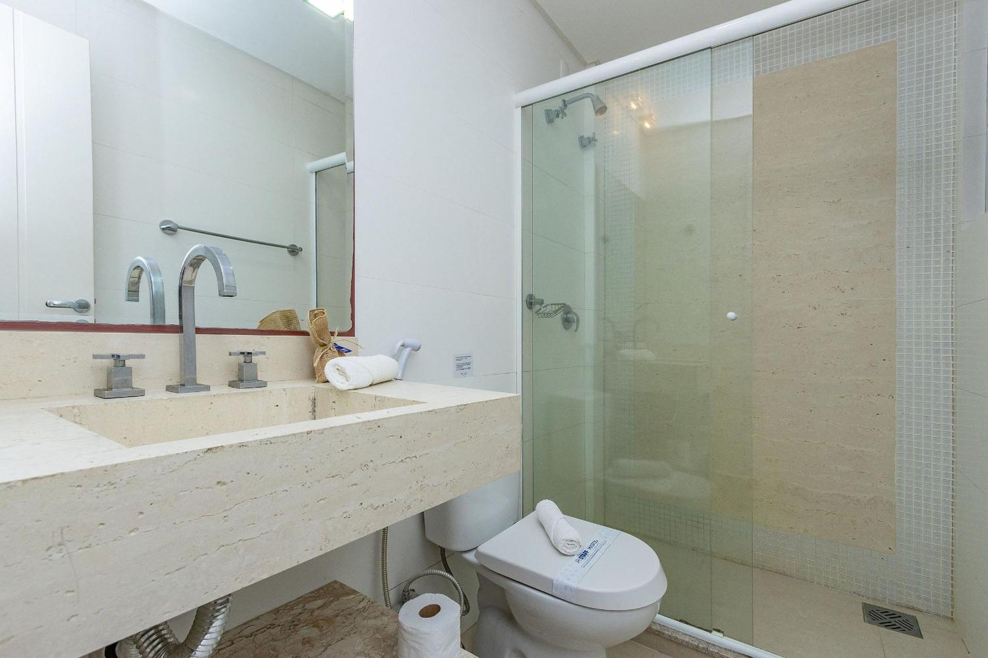Boulevard 224D - Excelente Apartamento Em Condominio De Luxo No Centro De Bombinhas - Piscina - Jacuzzi - Academia - Portaria 24H. エクステリア 写真